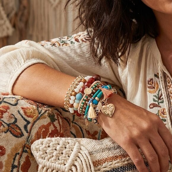 Deluxe 10PC Boho Stack Beaded Bracelet Set Gold Filled Charm Tassels India NEW - Picture 1 of 6